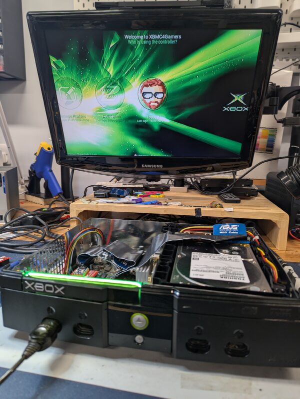 Original Xbox, ModXo, 2TB HDD, 128MB, Xtray Green - Image 8