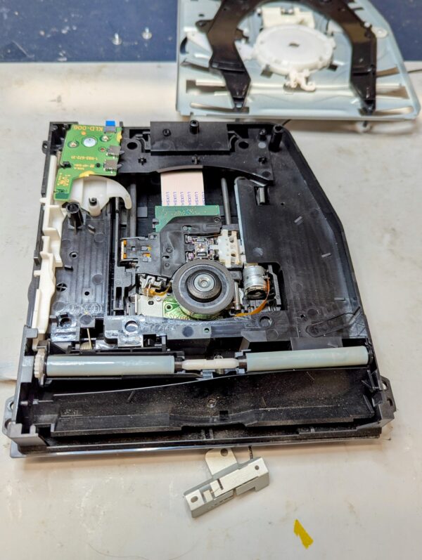 PS4 TLC Refurbishment - Image 5
