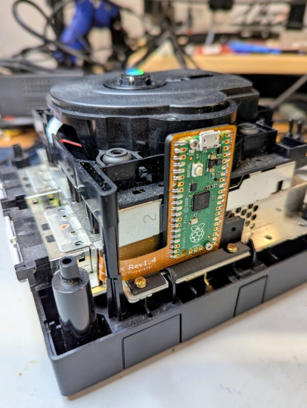 GameCube PicoLoader modchip