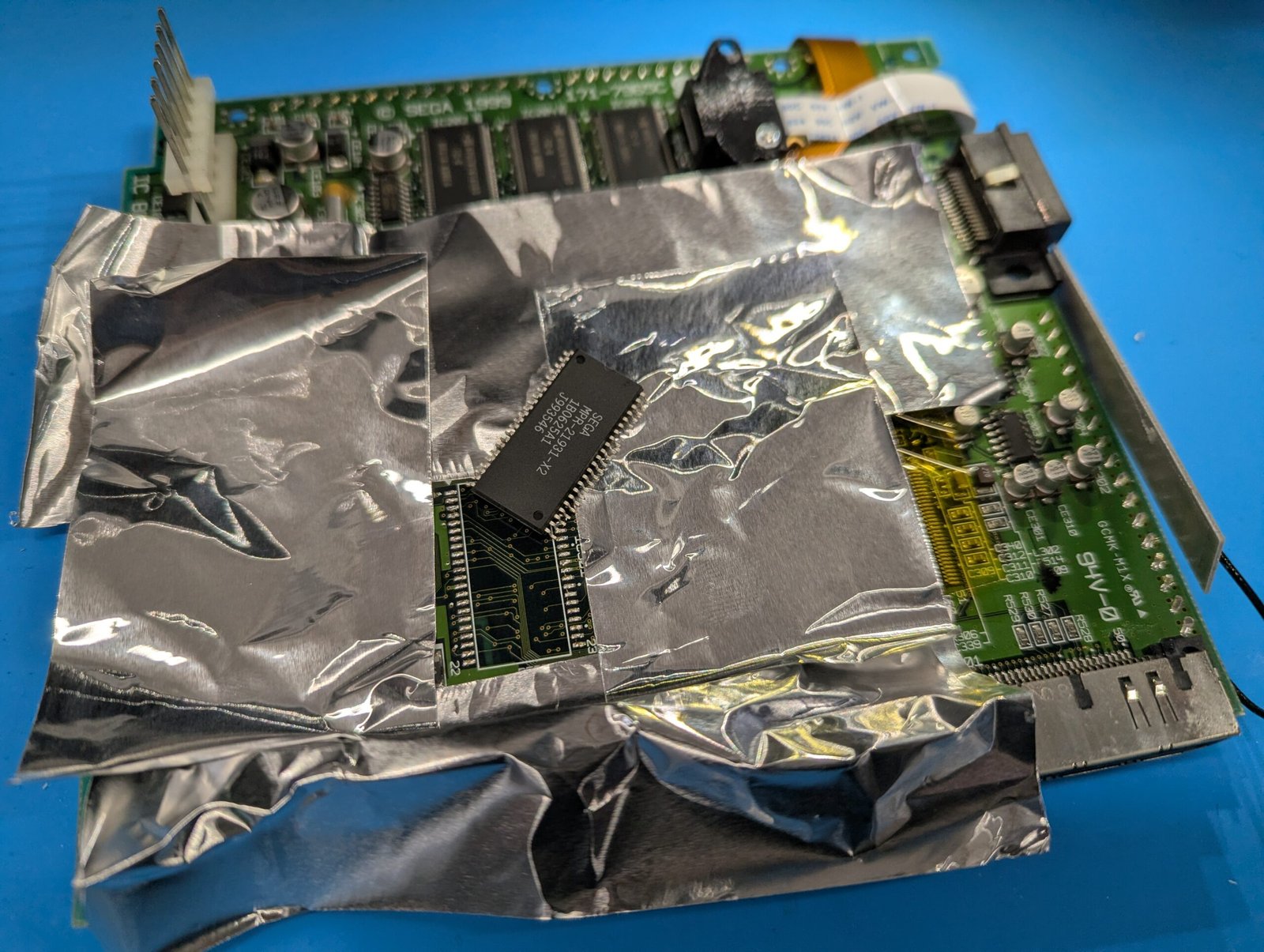 Sega Dreamcast any-region BIOS replacement - Image 2