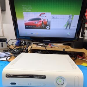 Refurbished white Xbox 360 with 13599 NXE dashboard
